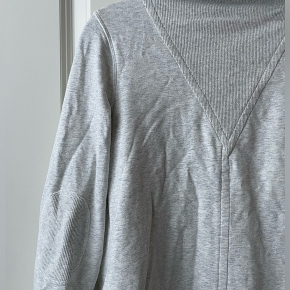 Lululemon light grey heathered collared jacket - Picture 6 of 7